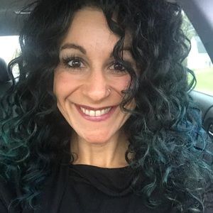 Meet your Posher, Rochelle